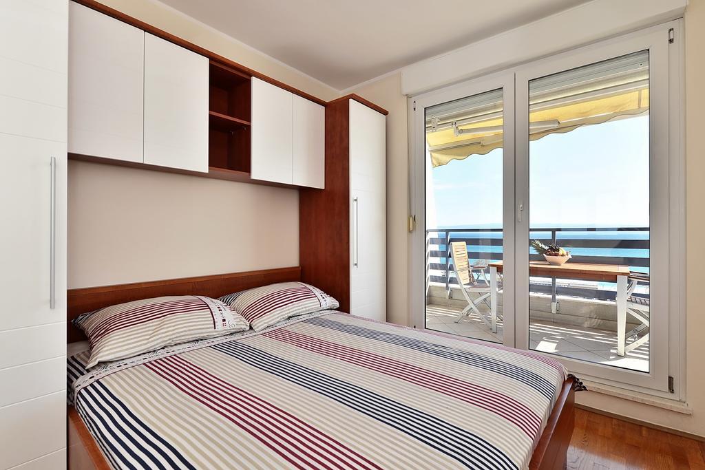 Apartment Stiv Luxe Split Værelse billede